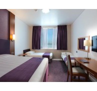 Готель Premier Inn - Dubai Investment Park, 3★