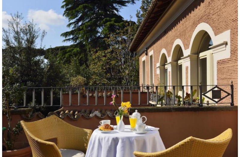 Готель Principe Torlonia, 4★