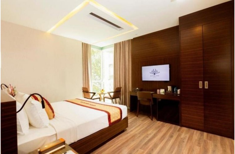 Готель Queen Ann Hotel, 3★