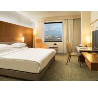 Готель Radisson Blu Conference & Airport, 5★