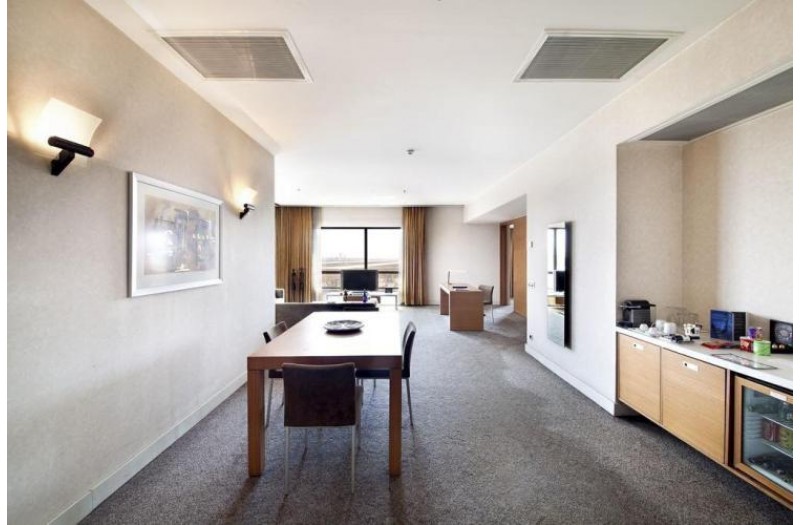 Готель Radisson Blu Conference & Airport, 5★ Готель Radisson Blu Conference & Airport, 5★