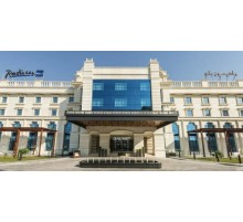 Готель Radisson Blu Hotel Ajman, 5★