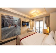 Готель Ramada By Wyndham Istanbul Pera, 4★