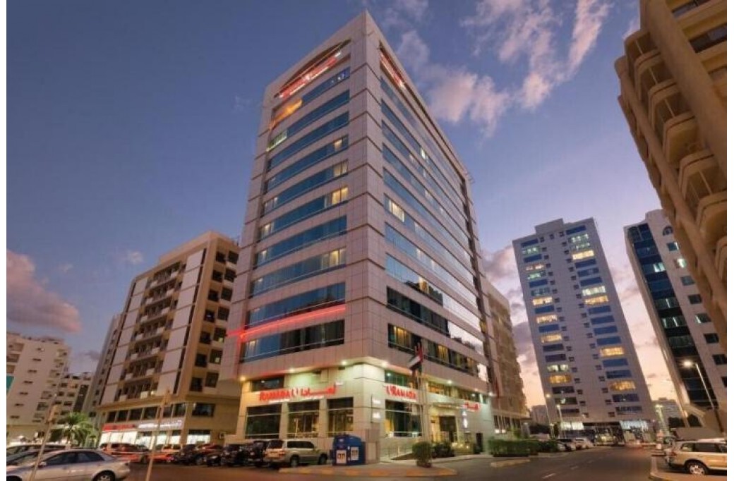 Готель Ramada Downtown Abu Dhabi, 4★
