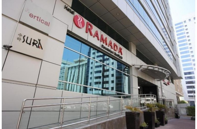 Готель Ramada Downtown Abu Dhabi, 4★