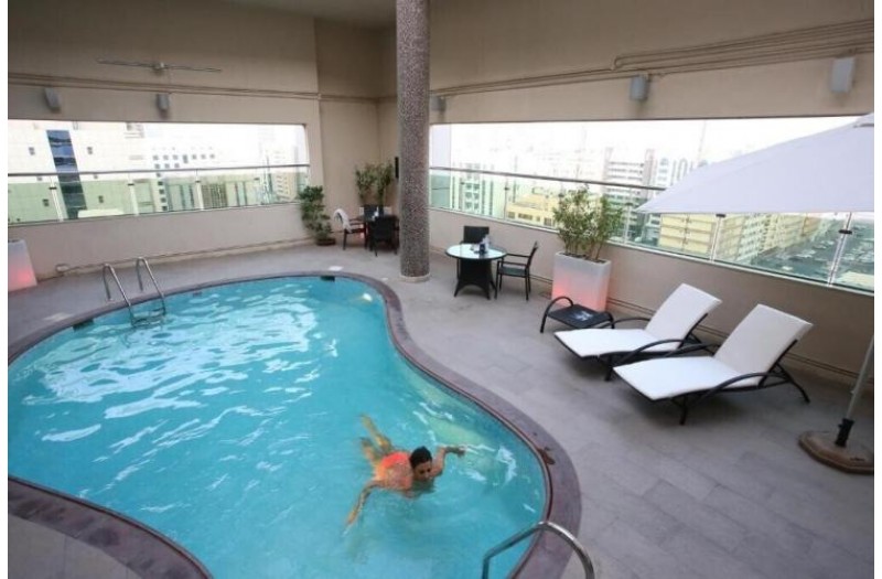Готель Ramada Downtown Abu Dhabi, 4★