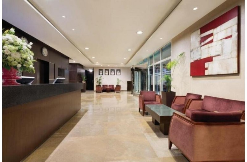 Готель Ramada Downtown Abu Dhabi, 4★