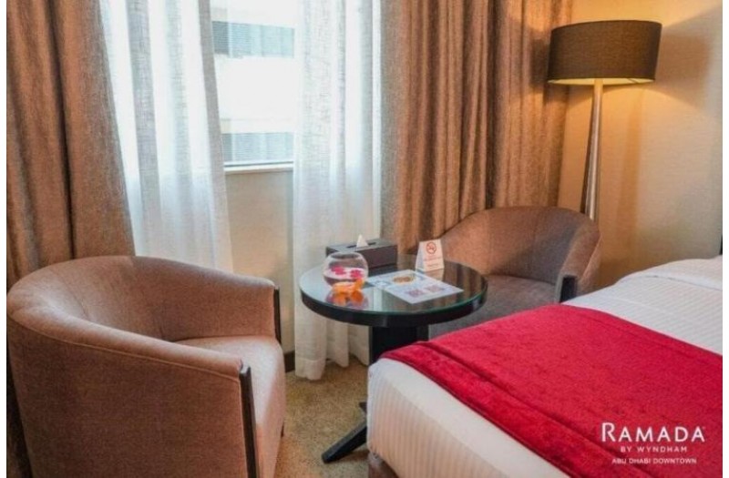 Готель Ramada Downtown Abu Dhabi, 4★