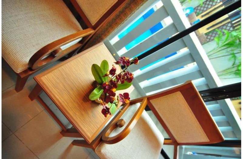 Готель Rattana Beach Hotel, 3★