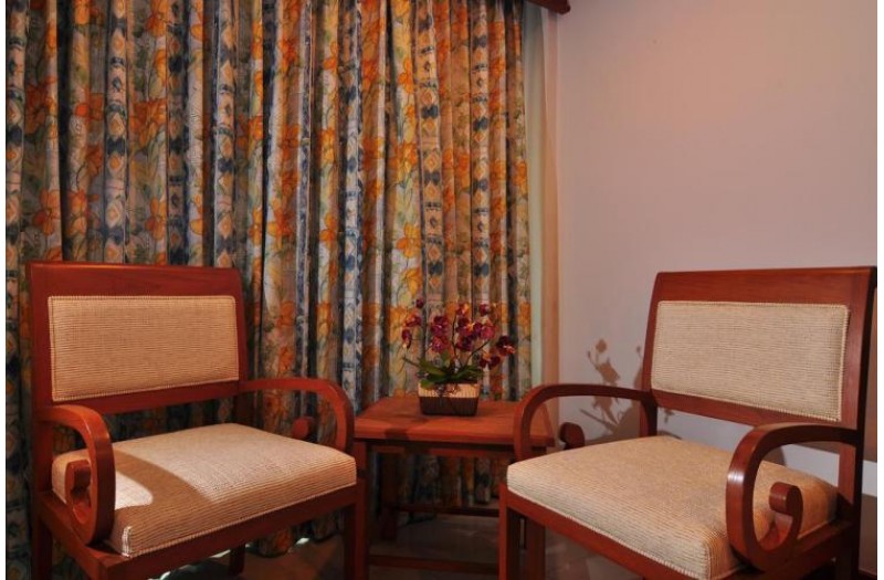 Готель Rattana Beach Hotel, 3★