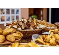Готель Raymond Hotel, 3★