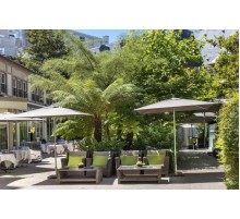 Готель Renaissance Paris Hotel Le Parc Trocadero, 5★