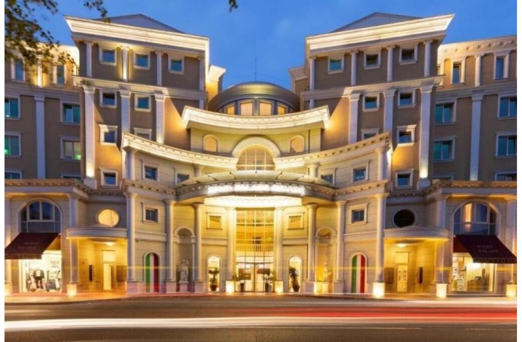 Готель Rome Palace Deluxe, 4★ Готель Rome Palace Deluxe, 4★