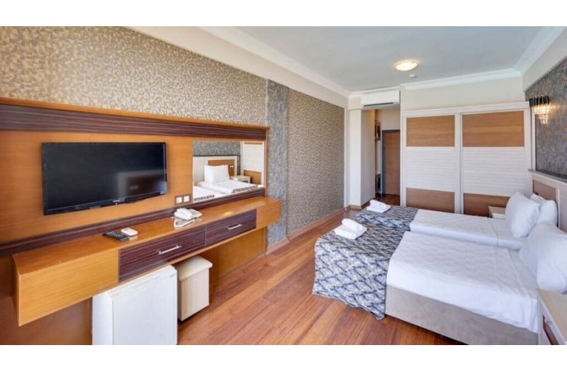 Готель Royal Beach Club, 4★ Готель Royal Beach Club, 4★