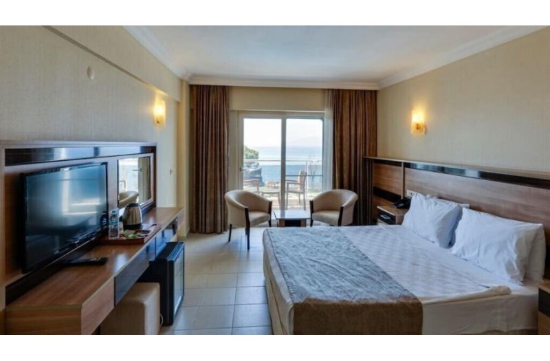 Готель Royal Beach Club, 4★ Готель Royal Beach Club, 4★
