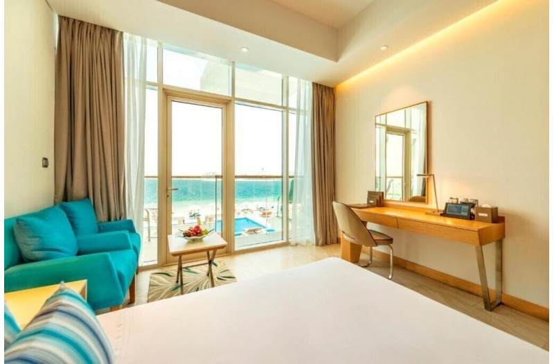 Готель Royal Central The Palm, 5★