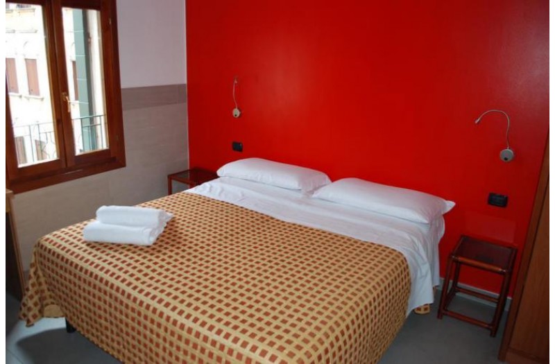 Готель San Geremia Hotel, 2★ Готель San Geremia Hotel, 2★