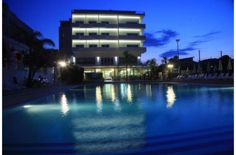 Готель Santa Lucia & Le Sabbie D&#39;Oro (Cefalu&#39;), 3★