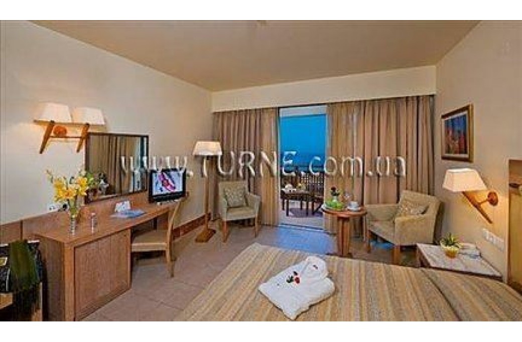 Готель Santa Marina Plaza, 5★