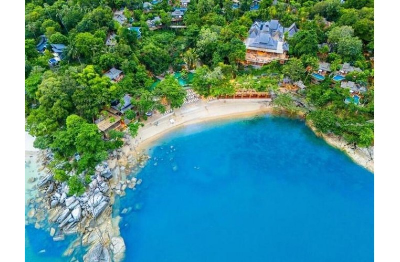 Готель Santhiya Koh Phangan Resort & Spa, 5★