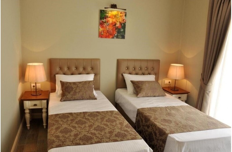 Готель Sarban Hotel, 3★ Готель Sarban Hotel, 3★