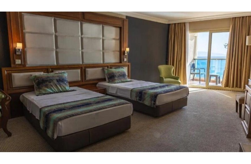 Готель Scala Nuova Beach Hotel, 4★