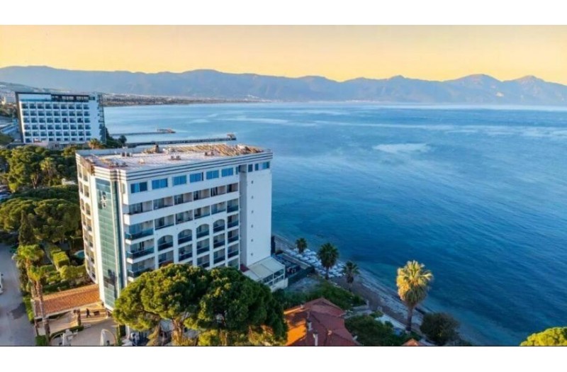 Готель Scala Nuova Beach Hotel, 4★