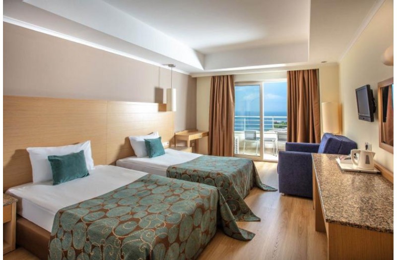 Готель Sealight Resort Hotel, 5★