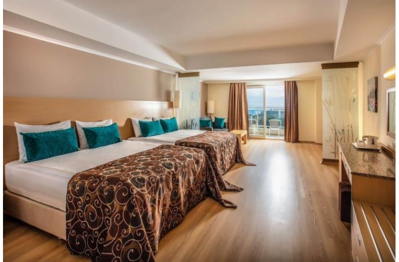 Готель Sealight Resort Hotel, 5★