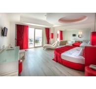Готель Sealight Resort Hotel, 5★