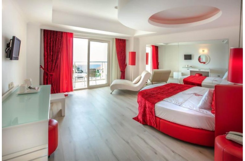 Готель Sealight Resort Hotel, 5★