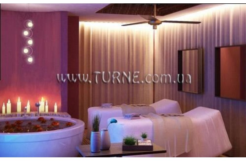 Готель Secrets Wild Orchid, 5★