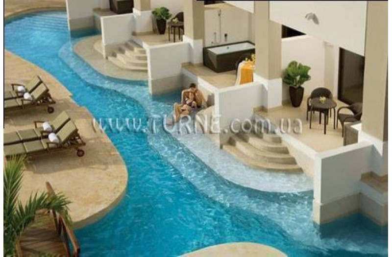 Готель Secrets Wild Orchid, 5★