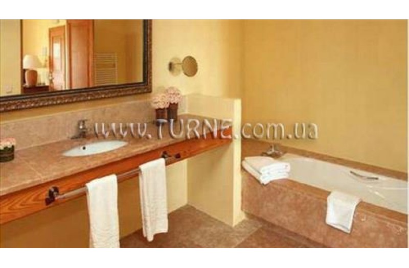 Готель Sentido Pula Suites Golf And Spa, 5★