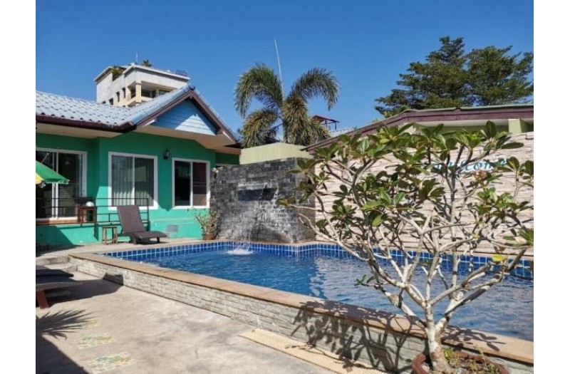 Готель Serene Villa Phuket By Zuzu, 2★ Готель Serene Villa Phuket By Zuzu, 2★