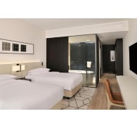 Готель Sheraton Grand Hotel, 5★