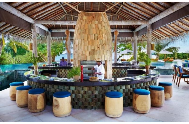 Готель Six Senses Laamu Olhuveli Island, 5★ Готель Six Senses Laamu Olhuveli Island, 5★