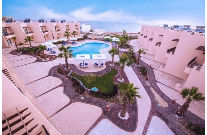Готель Sky View Suites Hotel, 3★ Готель Sky View Suites Hotel, 3★