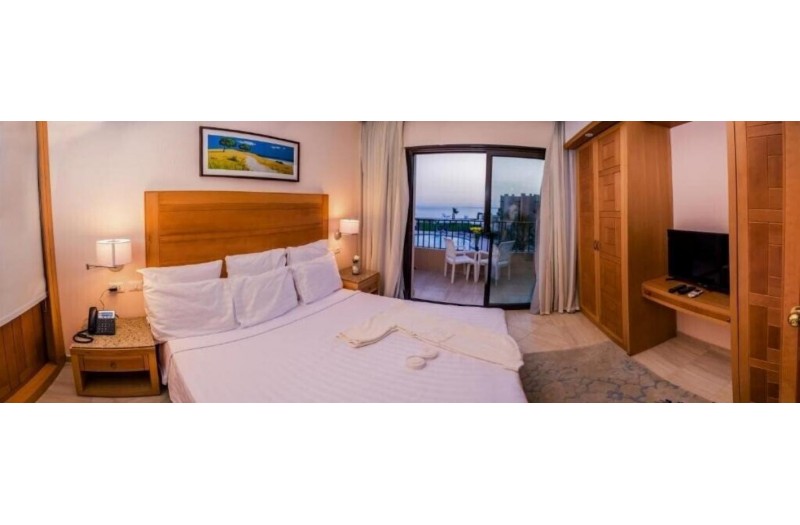 Готель Sky View Suites Hotel, 3★ Готель Sky View Suites Hotel, 3★