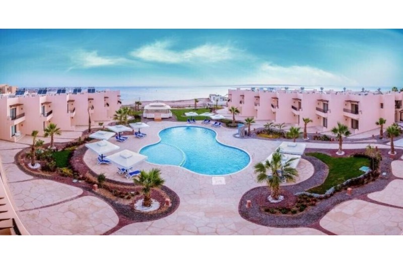 Готель Sky View Suites Hotel, 3★ Готель Sky View Suites Hotel, 3★
