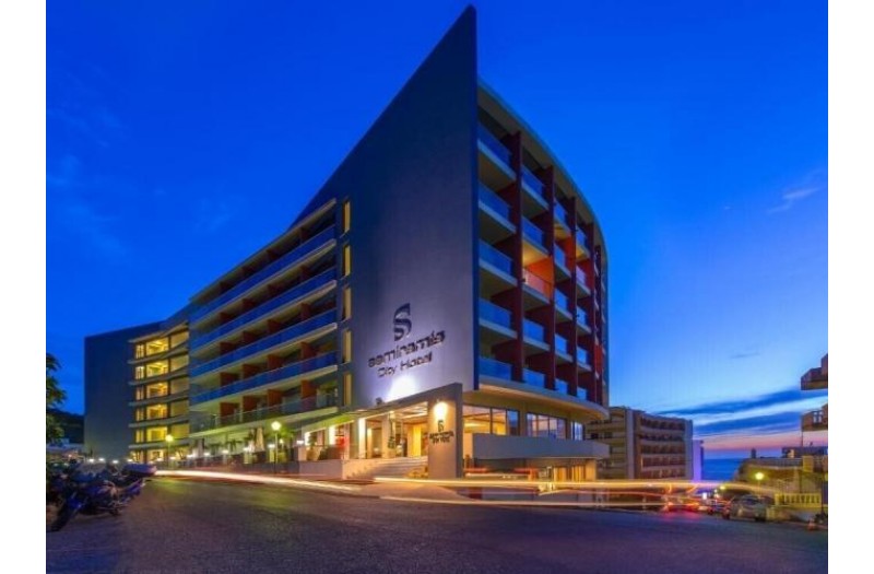 Готель Smartline Semiramis City Hotel, 4★