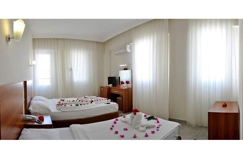 Готель Solis Beach Hotel (ex. Grand Troyka Hotel), 3★