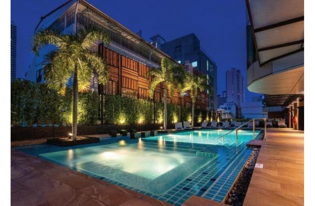 Готель Solitaire Bangkok, 4★