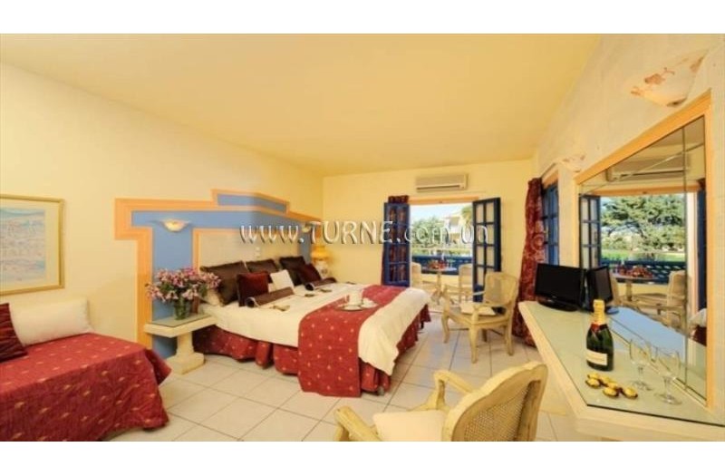 Готель Soula Mari Apartments, 3★