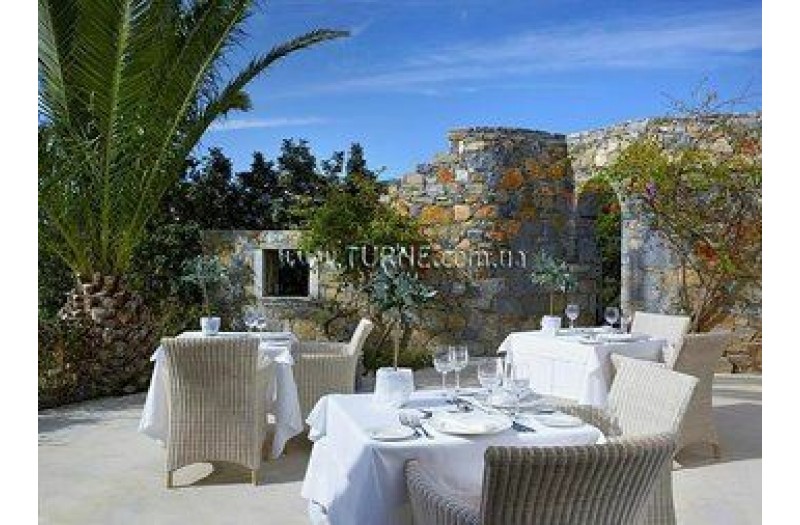 Готель St.Nicolas Bay Hotel & Villas, 5★