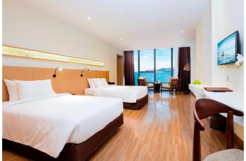 Готель Star City Hotel And Condotel Beachfront Nha Trang, 4★