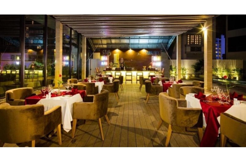 Готель Star City Hotel And Condotel Beachfront Nha Trang, 4★