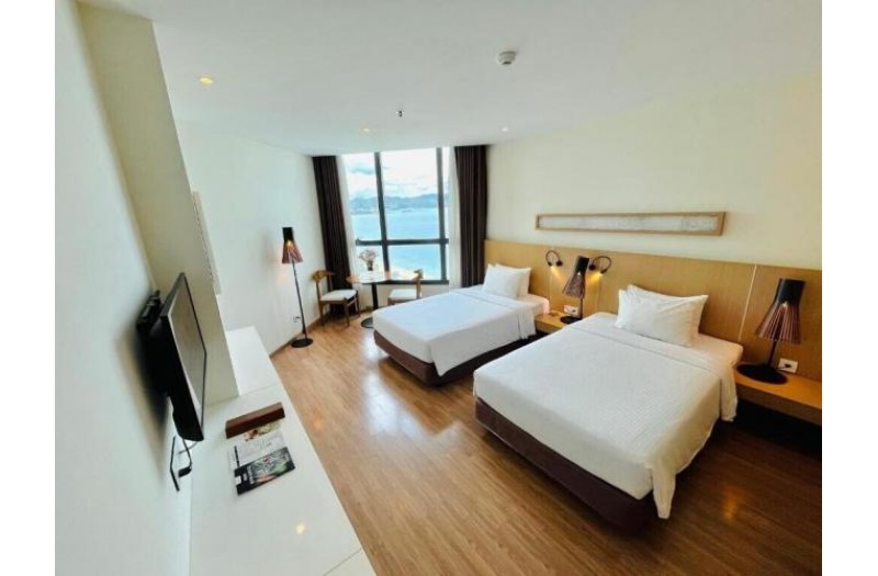 Готель Star City Hotel And Condotel Beachfront Nha Trang, 4★