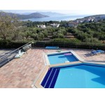 Готель Stelios Apartments, 3★