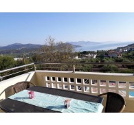 Готель Stelios Apartments, 3★